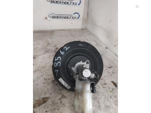 Gebruikte Rembekrachtiger Alfa Romeo GT (937) 1.8 Twin Spark 16V Prijs € 49,50 Margeregeling aangeboden door Boekholt autodemontage B.V