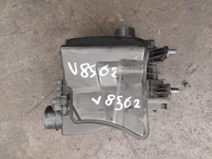 Gebruikte Luchtfilterhuis Alfa Romeo GT (937) 1.8 Twin Spark 16V Prijs € 39,50 Margeregeling aangeboden door Boekholt autodemontage B.V