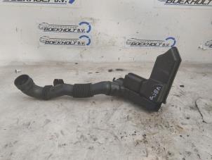 Gebruikte Luchtfilterhuis Peugeot 207 SW (WE/WU) 1.4 16V Vti Prijs € 50,00 Margeregeling aangeboden door Boekholt autodemontage B.V