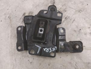 Gebruikte Motorsteun Ford Focus 2 1.6 16V Prijs € 15,00 Margeregeling aangeboden door Boekholt autodemontage B.V