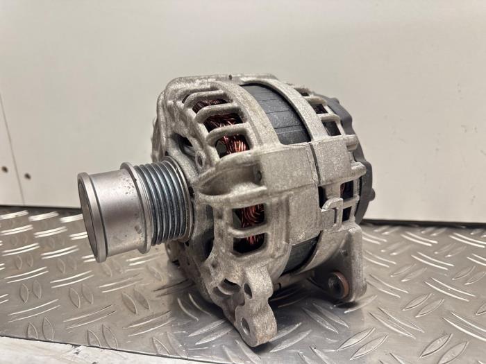 Dynamo van een Audi A1 Sportback (GBA) 1.0 30 TFSI 12V 2019