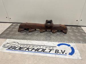 Gebruikte Uitlaatspruitstuk Ford Transit Connect (PJ2) 1.6 TDCi 16V 75 Prijs € 49,00 Margeregeling aangeboden door Boekholt autodemontage B.V