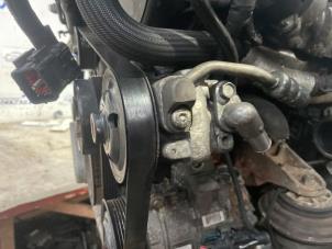 Gebruikte Stuurpomp Jaguar XF (CC9) 2.7 D V6 24V Prijs € 55,00 Margeregeling aangeboden door Boekholt autodemontage B.V