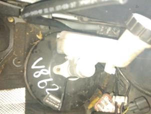 Gebruikte Rembooster Ford Fusion 1.4 16V Prijs € 50,00 Margeregeling aangeboden door Boekholt autodemontage B.V