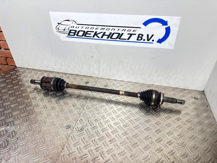 Gebruikte Steekas links-achter Toyota RAV4 (A5) 2.5 Hybrid 16V AWD Prijs € 163,35 Inclusief btw aangeboden door Boekholt autodemontage B.V