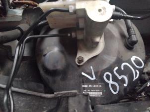 Gebruikte Rembekrachtiger Ford Focus C-Max 1.8 16V Prijs € 50,00 Margeregeling aangeboden door Boekholt autodemontage B.V