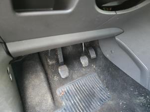 Gebruikte Rempedaal Ford Focus C-Max 1.8 16V Prijs € 25,00 Margeregeling aangeboden door Boekholt autodemontage B.V