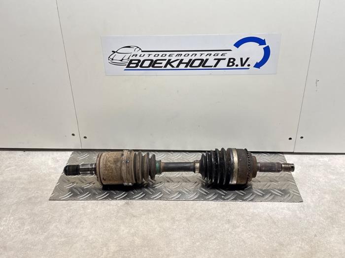Gebruikte Steekas links-voor Mitsubishi Pajero Pinin (H6/H7) 2.0 GDI 16V 5-drs. Prijs € 59,29 Inclusief btw aangeboden door Boekholt autodemontage B.V