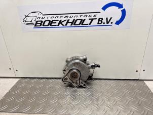 Gebruikte Vacuumpomp (Diesel) Peugeot 607 (9D/U) 2.7 HDi V6 24V Prijs € 35,00 Margeregeling aangeboden door Boekholt autodemontage B.V