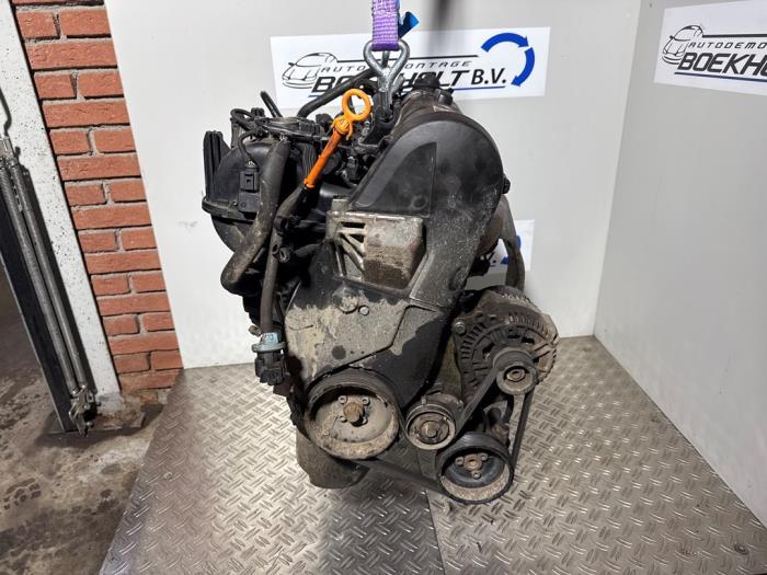 Gebruikte Servopomp Volkswagen Polo III (6N1) 1.6i 75 Prijs € 35,00 Margeregeling aangeboden door Boekholt autodemontage B.V