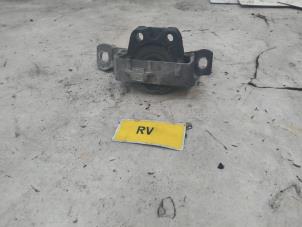 Gebruikte Motorrubber Ford Focus C-Max 1.8 16V Prijs € 15,00 Margeregeling aangeboden door Boekholt autodemontage B.V