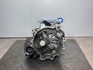 Gebruikte Versnellingsbak Volkswagen Polo V (6R) 1.4 16V Prijs € 260,15 Inclusief btw aangeboden door Boekholt autodemontage B.V