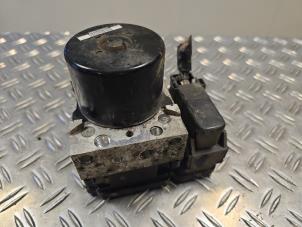 Gebruikte ABS Pomp Ford Transit Connect (PJ2) 1.6 TDCi 16V 75 Prijs € 121,00 Inclusief btw aangeboden door Boekholt autodemontage B.V