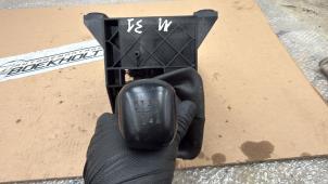 Gebruikte Versnellingspook Peugeot Expert (V1/VA/VB/VE/VF/VT/VY) 1.6 Blue HDi 115 Prijs € 40,00 Margeregeling aangeboden door Boekholt autodemontage B.V