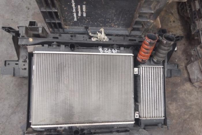 Gebruikte Radiateur Airco Peugeot 5008 I (0A/0E) 1.6 THP 16V Prijs € 40,00 Margeregeling aangeboden door Boekholt autodemontage B.V