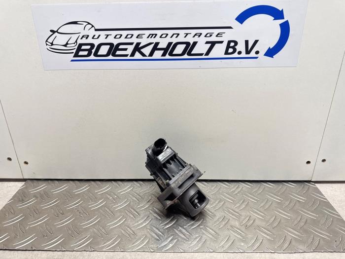 Gebruikte EGR Klep Vauxhall Astra Mk.6 Sports Tourer 2.0 CDTI 16V 165 Prijs € 49,00 Margeregeling aangeboden door Boekholt autodemontage B.V