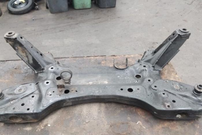 Gebruikte Subframe Renault Master III (FV) 2.3 dCi 125 16V FWD Prijs € 119,79 Inclusief btw aangeboden door Boekholt autodemontage B.V