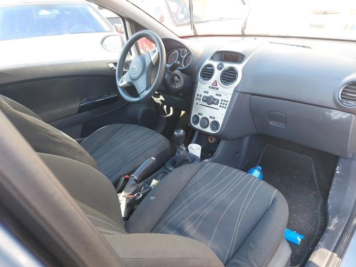 Gebruikte Handrem Mechaniek Opel Corsa D 1.2 16V Prijs € 35,00 Margeregeling aangeboden door Boekholt autodemontage B.V