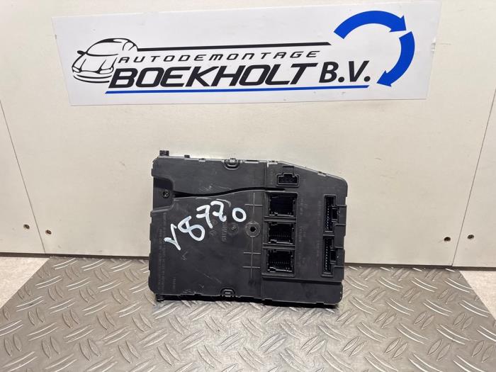 Gebruikte Computer Body Control Renault Scénic II (JM) 2.0 16V Prijs € 54,45 Inclusief btw aangeboden door Boekholt autodemontage B.V