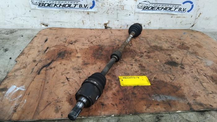 Gebruikte Steekas rechts-voor Kia Picanto (BA) 1.1 12V Prijs € 35,00 Margeregeling aangeboden door Boekholt autodemontage B.V