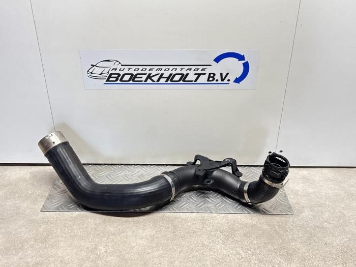 Gebruikte Intercooler Buis Renault Clio IV (5R) 0.9 Energy TCE 90 12V Prijs € 26,62 Inclusief btw aangeboden door Boekholt autodemontage B.V