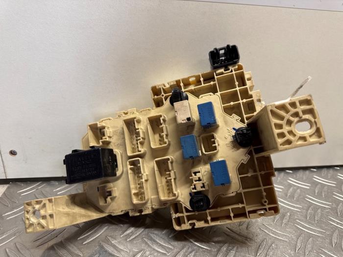 Bodycontrol Module Suzuki Swift (ZA/ZC/ZD1/2/3/9), 2005 / 2015 1.3 VVT 16V, Hatchback, Benzine, 1.328cc, 68kW (92pk), FWD, M13AVVT, 2005-02 / 2012-06, EZC11; MZA11; MZC11; NZA11; NZC11 (Gebruikt)