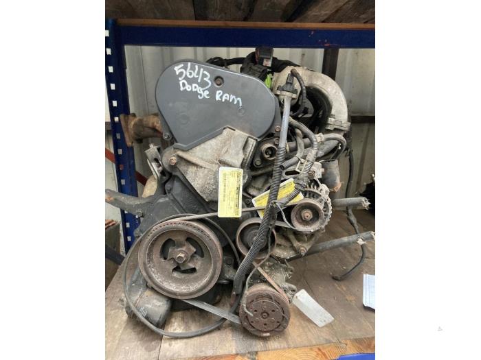 Gebruikte Motor Dodge Mini Ram Van 2.4i 16V Prijs op aanvraag aangeboden door Boekholt autodemontage B.V