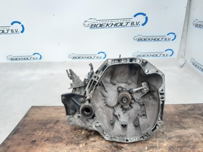 Gebruikte Versnellingsbak Renault Grand Scénic II (JM) 1.5 dCi 100 Prijs € 242,00 Inclusief btw aangeboden door Boekholt autodemontage B.V