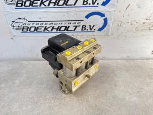 Gebruikte ABS Pomp Opel Astra F (56/57) 1.8i GL/GT/GLS/CD Prijs € 99,00 Margeregeling aangeboden door Boekholt autodemontage B.V