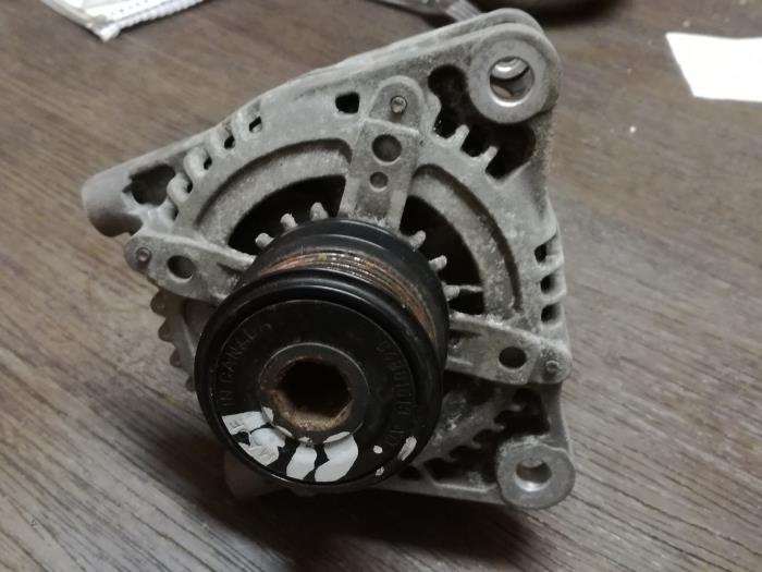 Gebruikte Dynamo Dodge RAM Prijs op aanvraag aangeboden door Boekholt autodemontage B.V