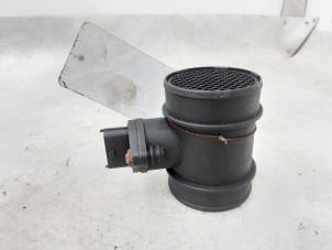 Gebruikte Luchtmassameter Fiat Punto II (188) 1.9 JTD 80 ELX 3-Drs. Prijs € 25,00 Margeregeling aangeboden door Boekholt autodemontage B.V