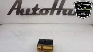 Gebruikte Koelvin relais Citroen C4 Picasso (UD/UE/UF) 1.6 HDiF 16V 110 Prijs € 20,00 Margeregeling aangeboden door AutoHam