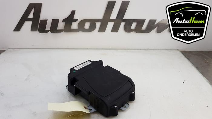 Gebruikte Head-up display Peugeot 3008 I (0U/HU) 1.6 HDiF 16V Prijs € 95,00 Margeregeling aangeboden door AutoHam