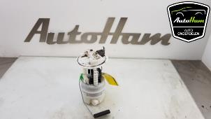 Gebruikte Brandstofpomp Elektrisch Renault Twingo II (CN) 1.2 16V Prijs € 20,00 Margeregeling aangeboden door AutoHam