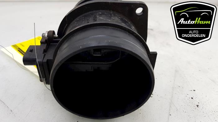 Luchthoeveelheidsmeter van een Volkswagen Scirocco (137/13AD) 2.0 TSI 16V 2010