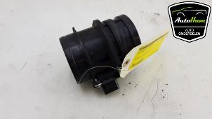 Luchthoeveelheidsmeter van een Volkswagen Scirocco (137/13AD) 2.0 TSI 16V 2010
