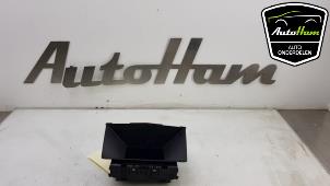 Gebruikte Display Interieur Opel Astra H (L48) 1.8 16V Prijs € 20,00 Margeregeling aangeboden door AutoHam