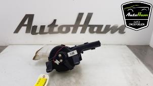 Gebruikte Chaufage Ventilatiemotor Citroen C4 Picasso (UD/UE/UF) 1.6 HDiF 16V 110 Prijs € 35,00 Margeregeling aangeboden door AutoHam