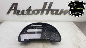 Gebruikte Instrumentenpaneel Audi A4 Avant (B7) 1.9 TDI Prijs € 100,00 Margeregeling aangeboden door AutoHam