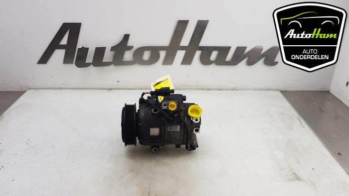 Aircopomp van een Volkswagen Polo V (6R) 1.2 12V 2011