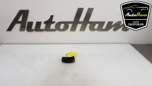 Gebruikte Schakelaar Paniekverlichting BMW 1 serie (E87/87N) 116i 2.0 16V Prijs € 10,00 Margeregeling aangeboden door AutoHam