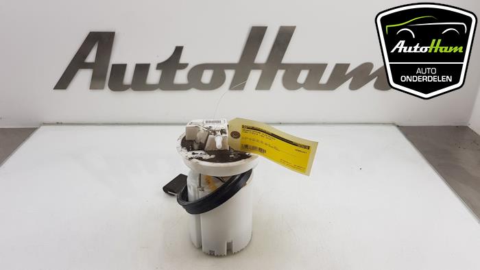 Gebruikte Tank element Pomp Ford Fiesta 6 (JA8) 1.0 EcoBoost 12V 125 Prijs € 20,00 Margeregeling aangeboden door AutoHam