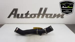 Gebruikte Intercooler Slang Ford Fiesta 6 (JA8) 1.0 EcoBoost 12V 100 Prijs € 25,00 Margeregeling aangeboden door AutoHam