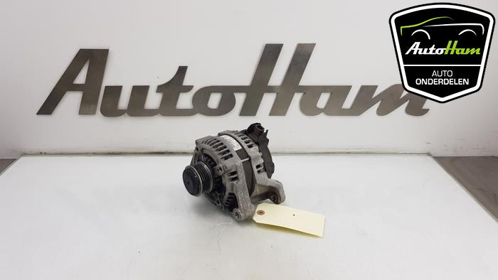 Gebruikte Dynamo Opel Corsa E 1.4 Turbo 16V Prijs € 35,00 Margeregeling aangeboden door AutoHam