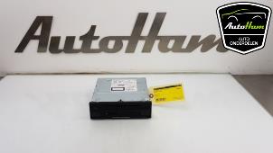 Gebruikte Multi Media Regelunit Volkswagen Golf VII (AUA) 1.6 TDI 16V Prijs € 125,00 Margeregeling aangeboden door AutoHam