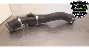 Gebruikte Luchtgeleider Ford Fiesta 6 (JA8) 1.0 EcoBoost 12V 100 Prijs € 35,00 Margeregeling aangeboden door AutoHam