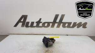 Gebruikte Gasklephuis BMW 3 serie Touring (F31) 320d 2.0 16V Efficient Dynamics Edition Prijs € 25,00 Margeregeling aangeboden door AutoHam