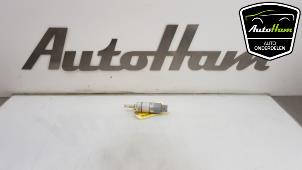 Gebruikte Ruitensproeierpomp voor Mini Mini (R56) 1.6 16V Cooper S Prijs € 10,00 Margeregeling aangeboden door AutoHam