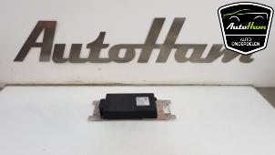 Gebruikte Telefoon Module BMW 3 serie Touring (F31) 320d 2.0 16V Prijs € 100,00 Margeregeling aangeboden door AutoHam