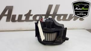 Gebruikte Chaufage Ventilatiemotor Audi A6 Avant Quattro (C6) 3.0 TDI V6 24V Prijs € 45,00 Margeregeling aangeboden door AutoHam